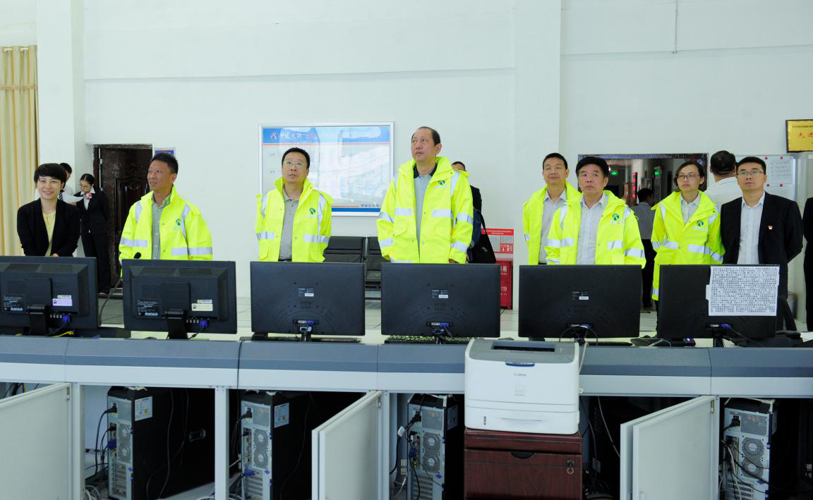 ������Ͷ���F(tu��n)��˾������ϯ���\�I�I(y��)������(j��ng)�� �T���r(n��ng)����������˾����(d��o)�{(di��o)��