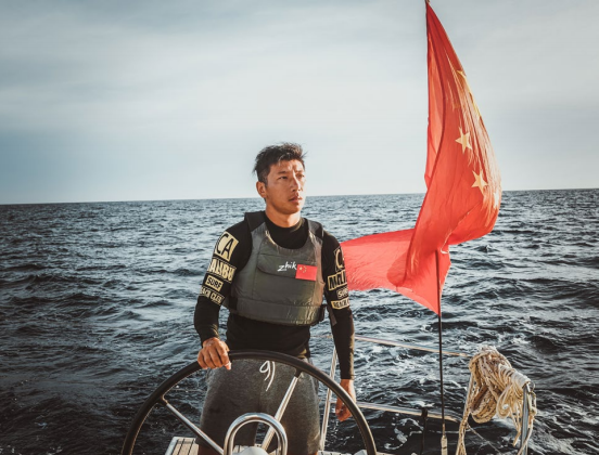 �n�[����һ�䲻�౼ӿ�ġ����ˡ�