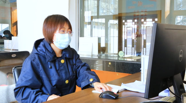 ����Сվ������������ҡ�