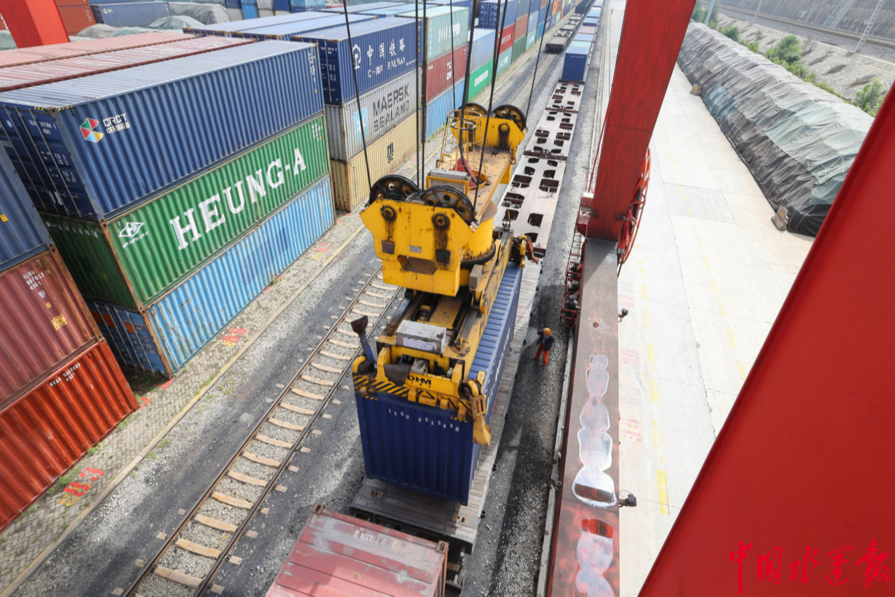 ���F���f���\(y��n)����ӭҎ(gu��)ģ���l(f��)չ